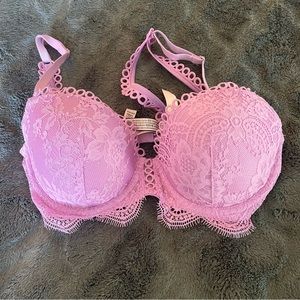Victoria’s Secret lace bra